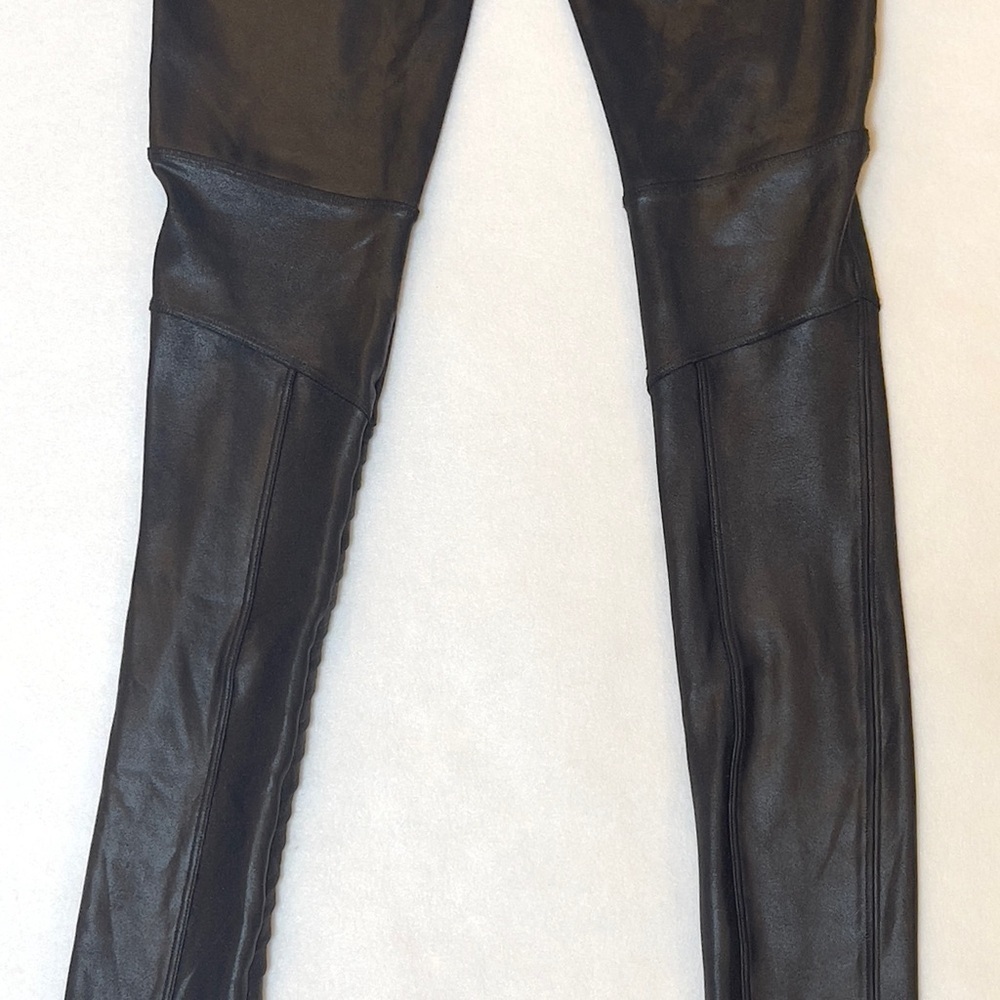 Spanx Faux Leather Moto Leggings Black High Waist Shaping Slimming Pants S/P - Picture 7 of 15